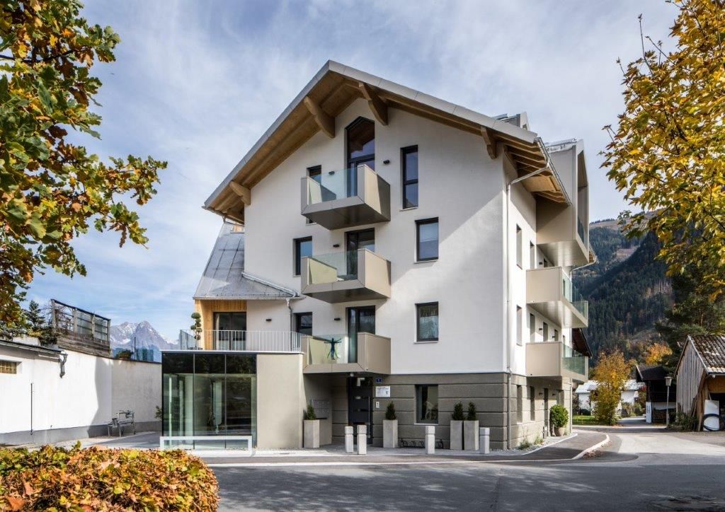 BVH-Wohn + Geschäftshaus Fam.Dick- Maishofen - Produkt Aluverbund - Dekor Bronce metallic